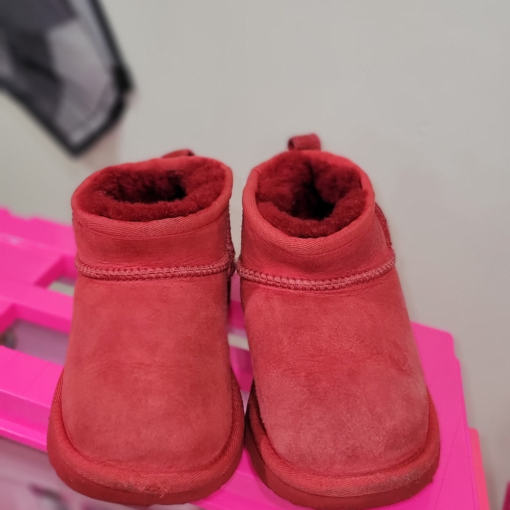 Mini Ugg - Picture 3 of 6
